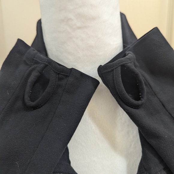 LULULEMON jkt - Picture 5 of 5